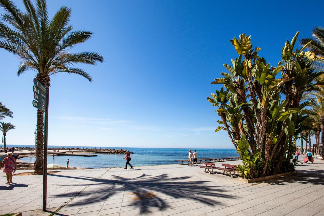 Apartamiento Fragata Daire Torrevieja Dış mekan fotoğraf