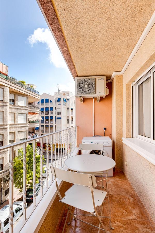 Apartamiento Fragata Daire Torrevieja Dış mekan fotoğraf
