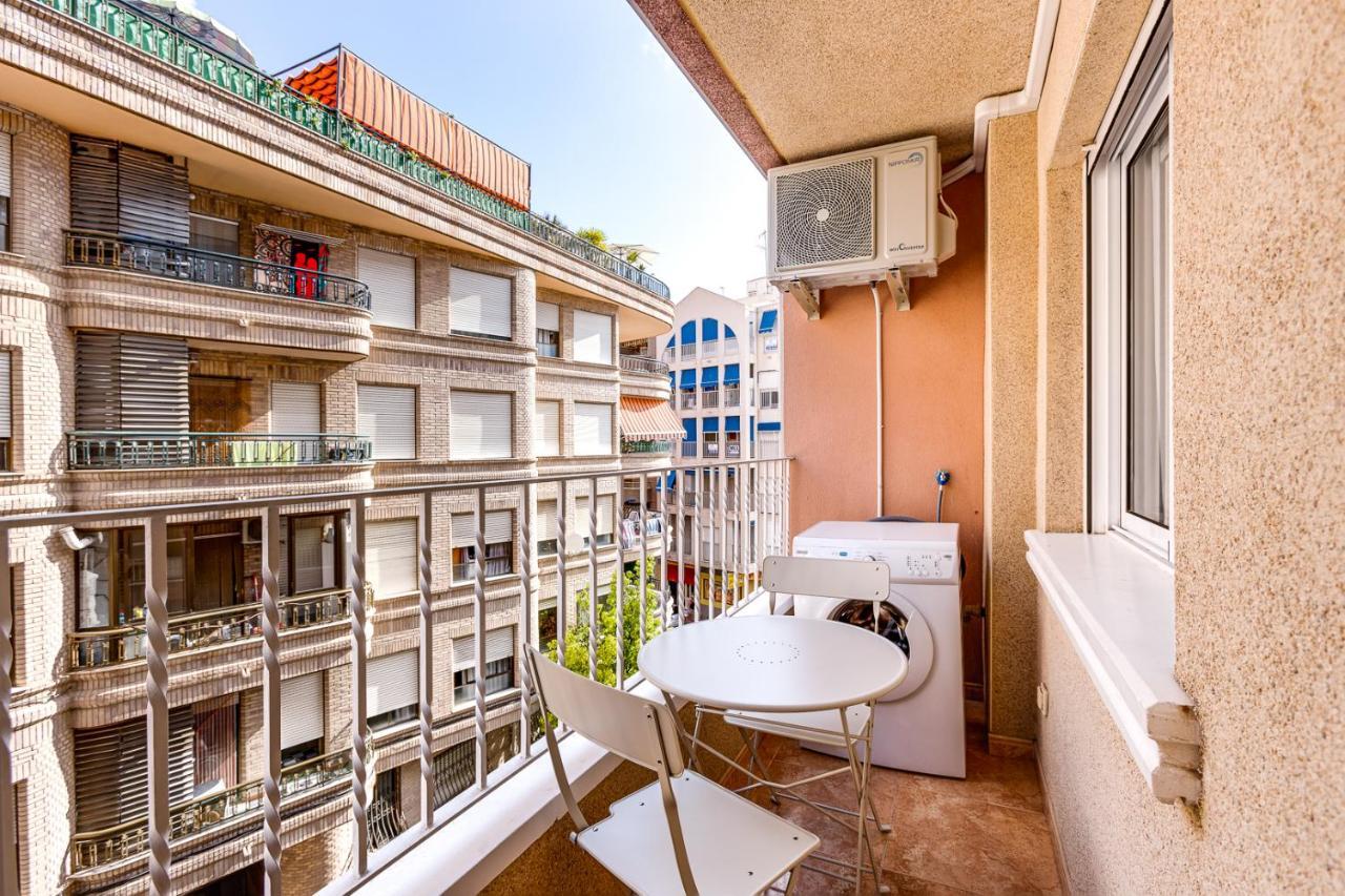 Apartamiento Fragata Daire Torrevieja Dış mekan fotoğraf